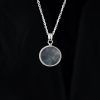 ROUND PENDANT NECKLACE (Black Mother-Of-Pearl)